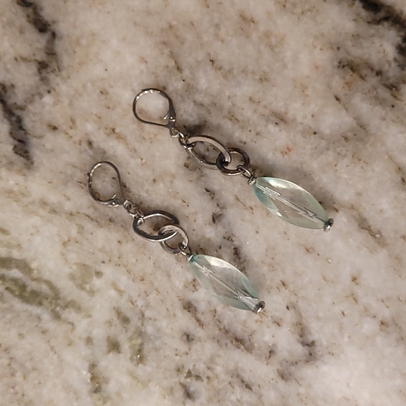 Beautiful light blue silver dangles - Picture 4 of 5